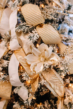 Load image into Gallery viewer, Winter Wonderland
